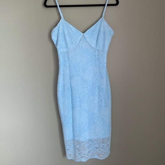 Flirty, Sexy Guess Dress - Picture 3 of 4